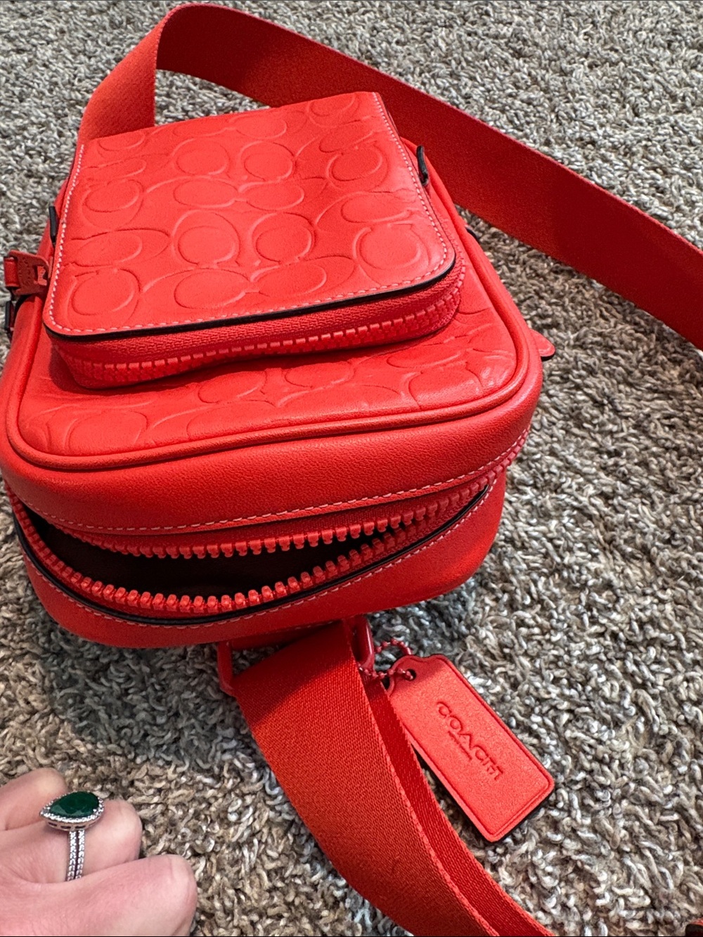 Coach - Track Pack 14 In Signature Leather / Red Orange - Picture 5 of 6